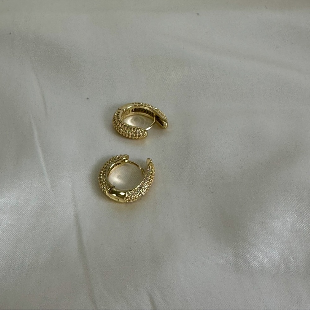 18KT gold dipped  cz earrings ≿━━━━༺❀༻━━━━≾